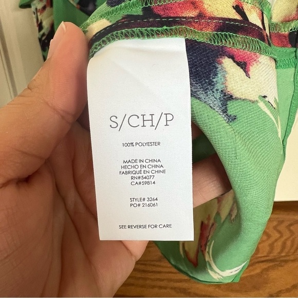 CAbi Green Floral Bloom Cami Spaghetti Strap Blouse Size Small - Picture 5 of 11